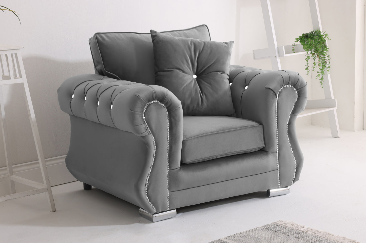 Strada 3+2 Fullback + Diamonds + Extra Cushions