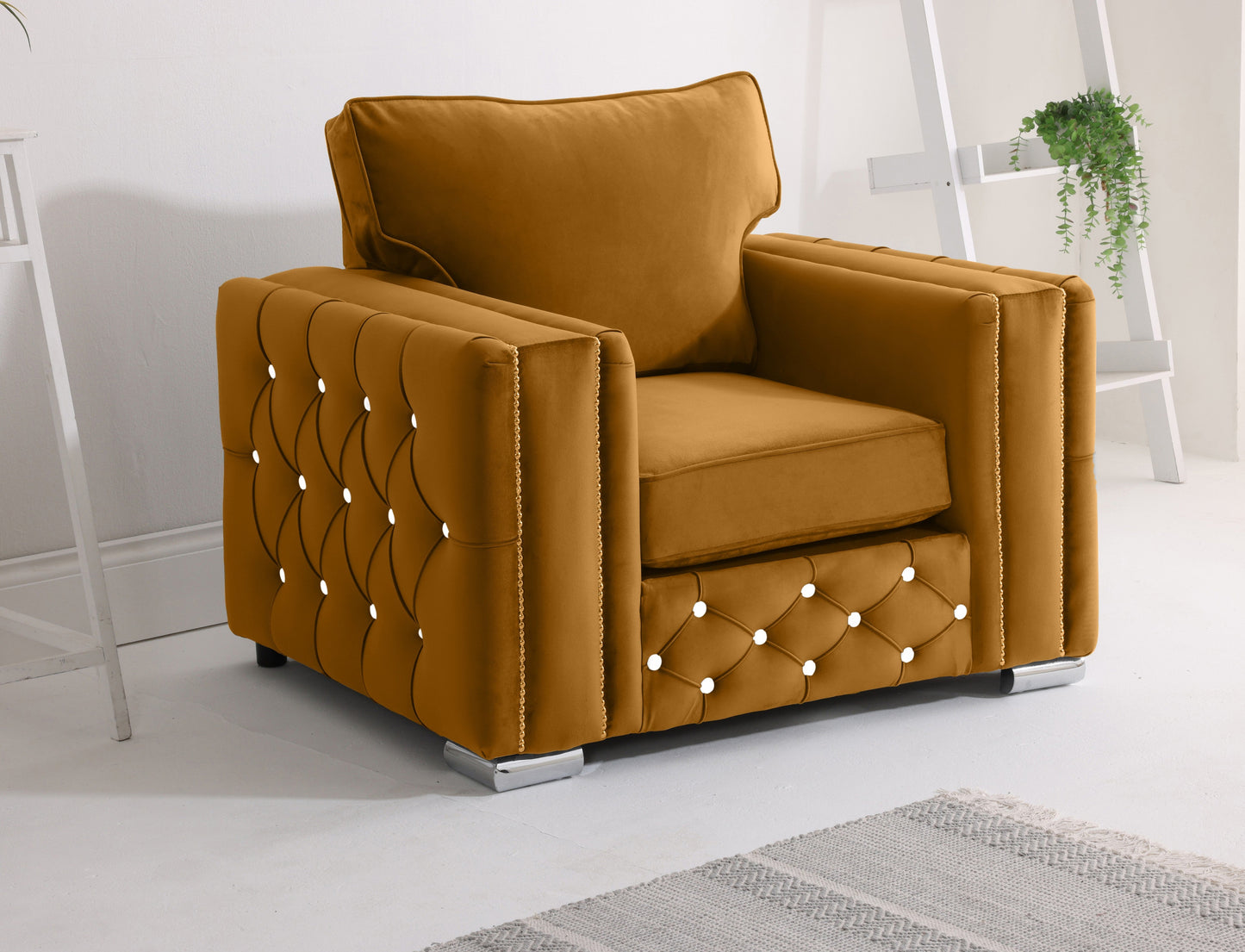 Ventura Corner Scatterback + Diamonds