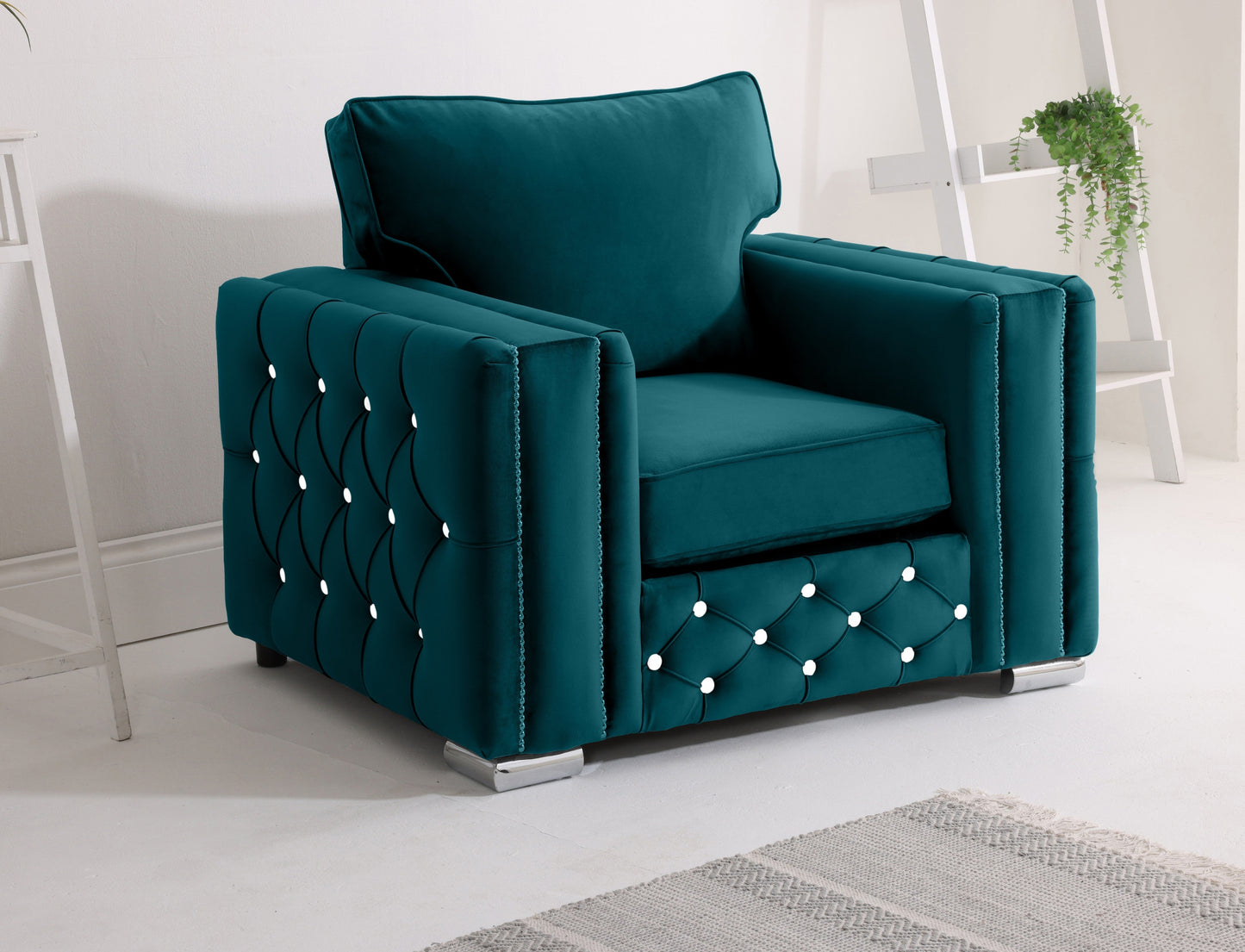 Ventura Corner Scatterback + Diamonds