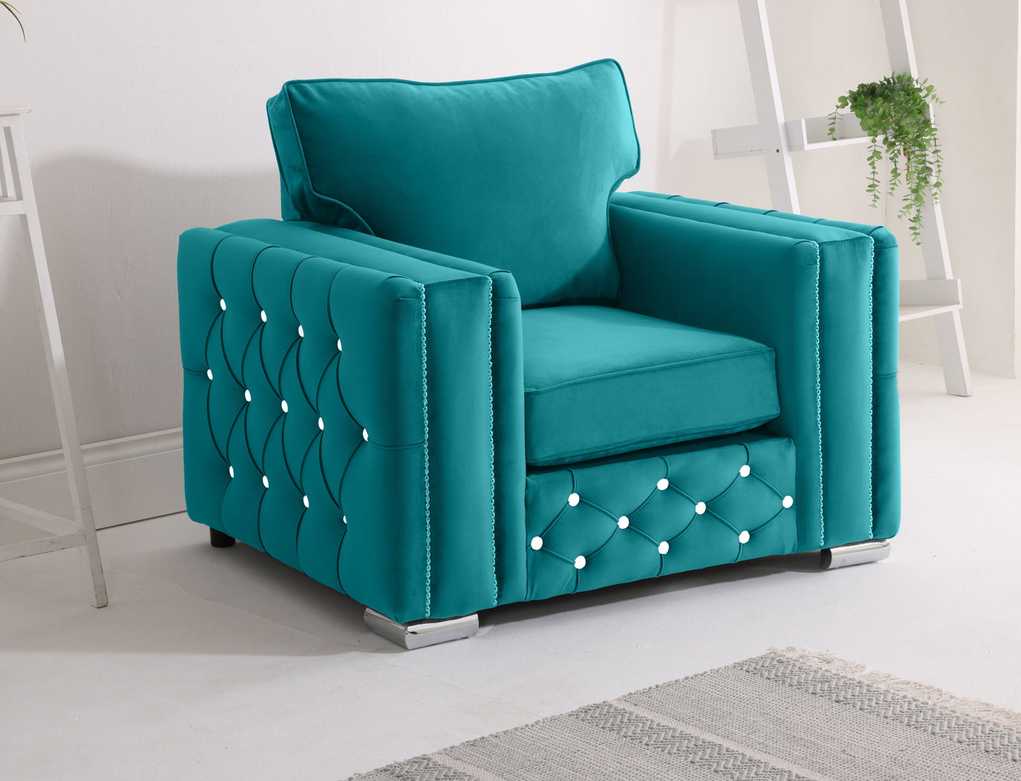 Ventura Corner Scatterback + Diamonds