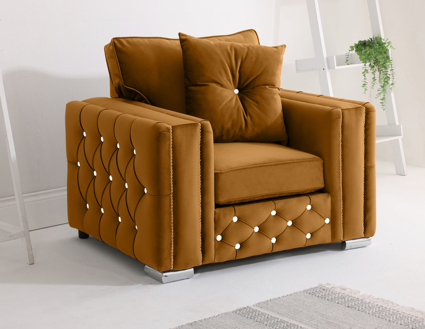 Ventura Corner Fullback + Extra Cushions + Diamonds