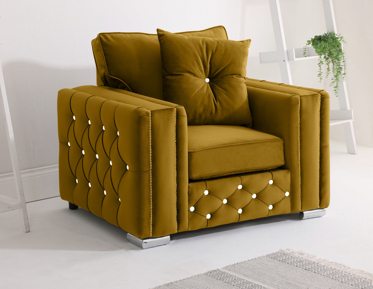 Ventura Corner Fullback + Extra Cushions + Diamonds