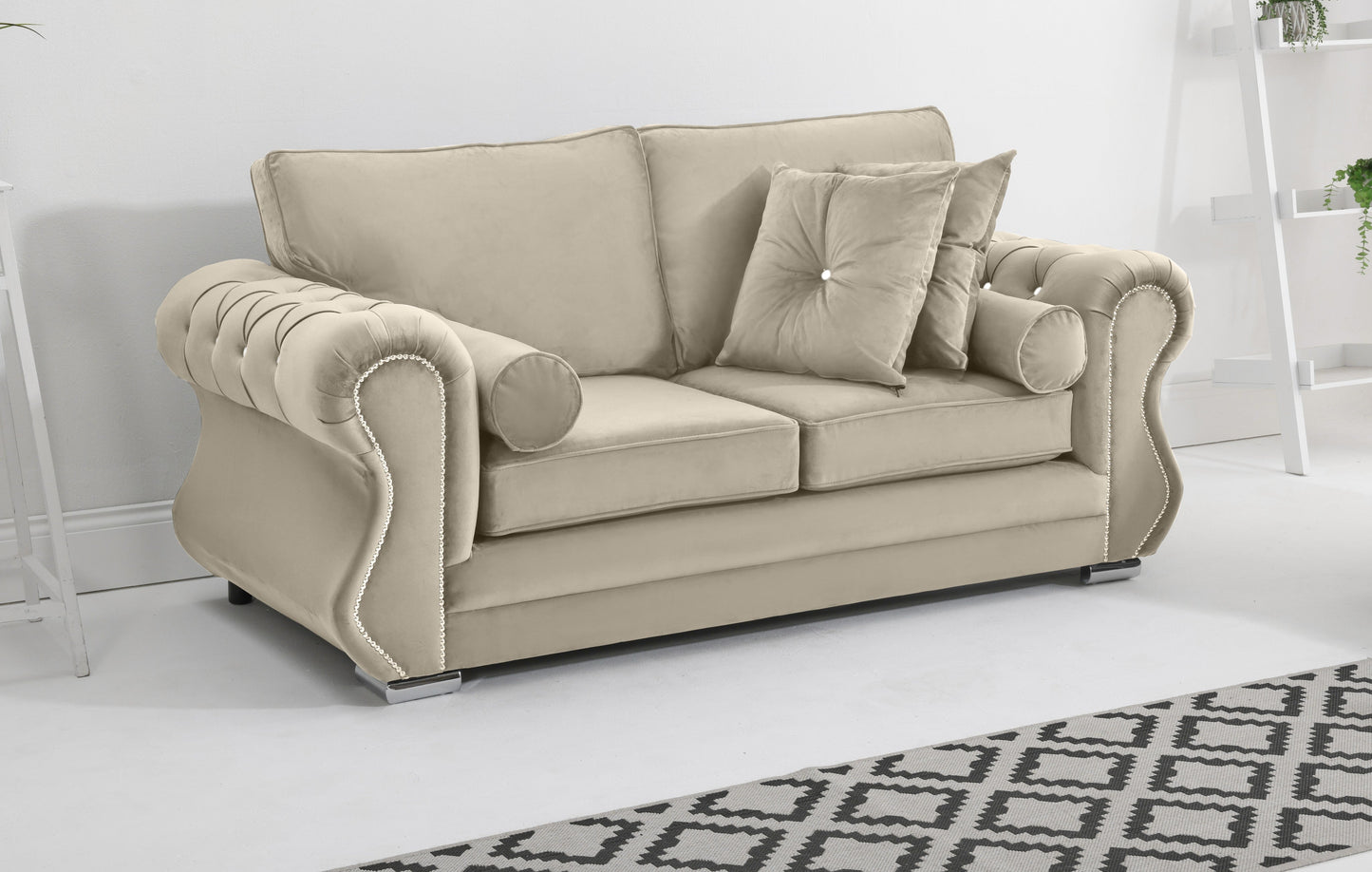 Strada 3+2 Fullback + Diamonds + Extra Cushions