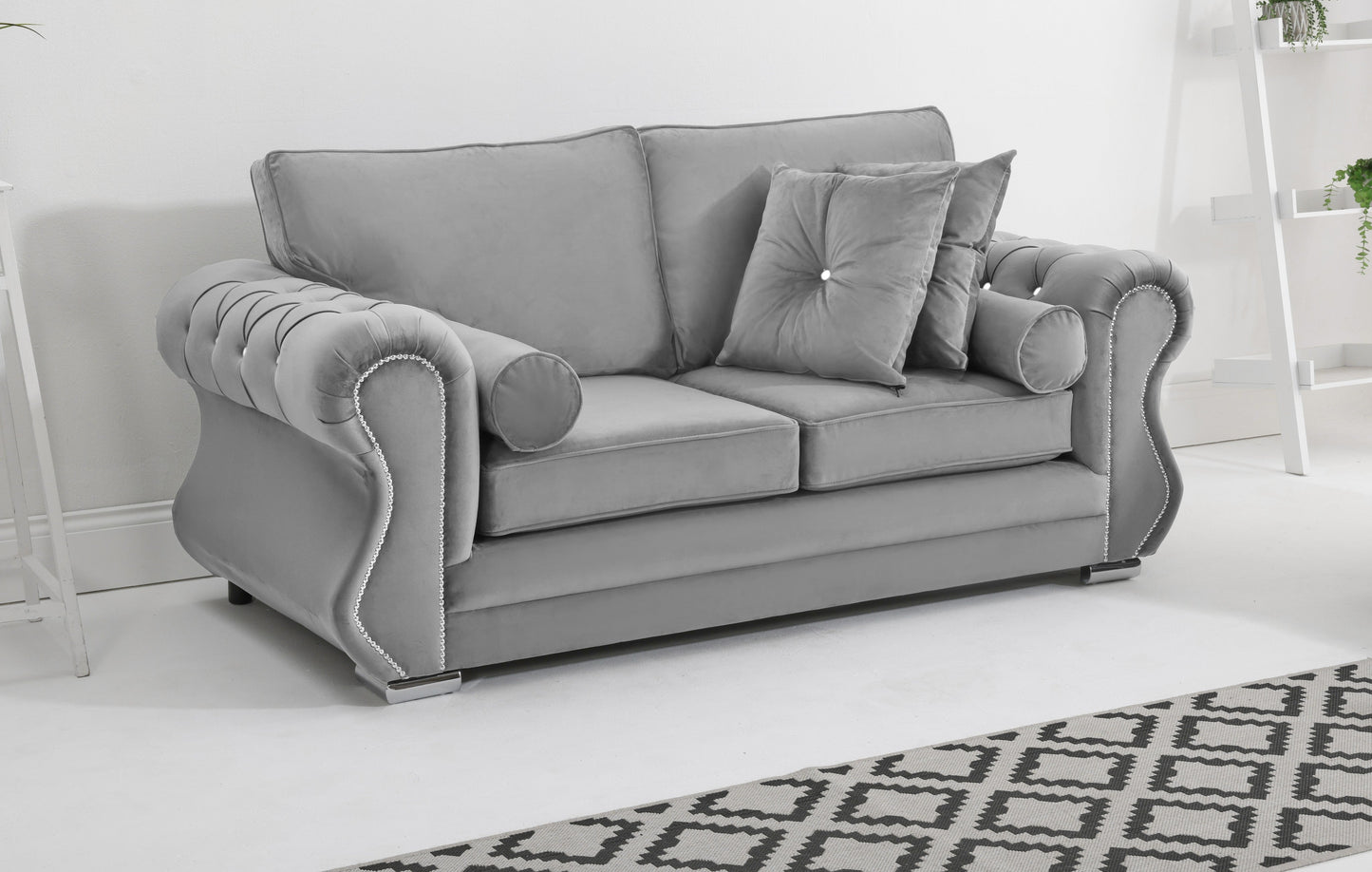 Strada 3+2 Fullback + Diamonds + Extra Cushions