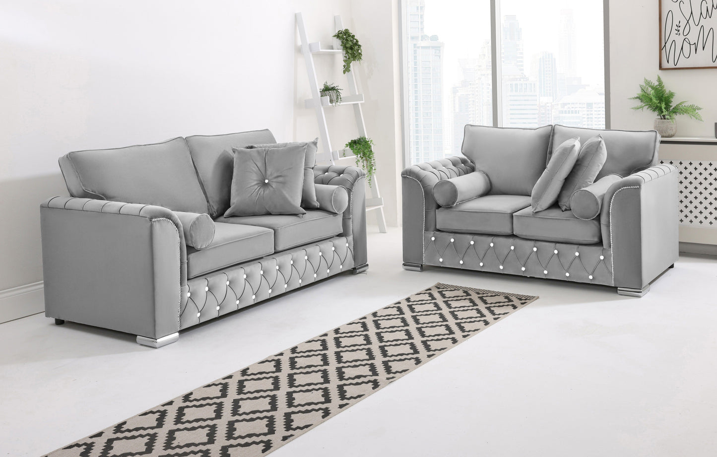 Santoro 3+2 Fullback + Extra Cushions + Diamonds