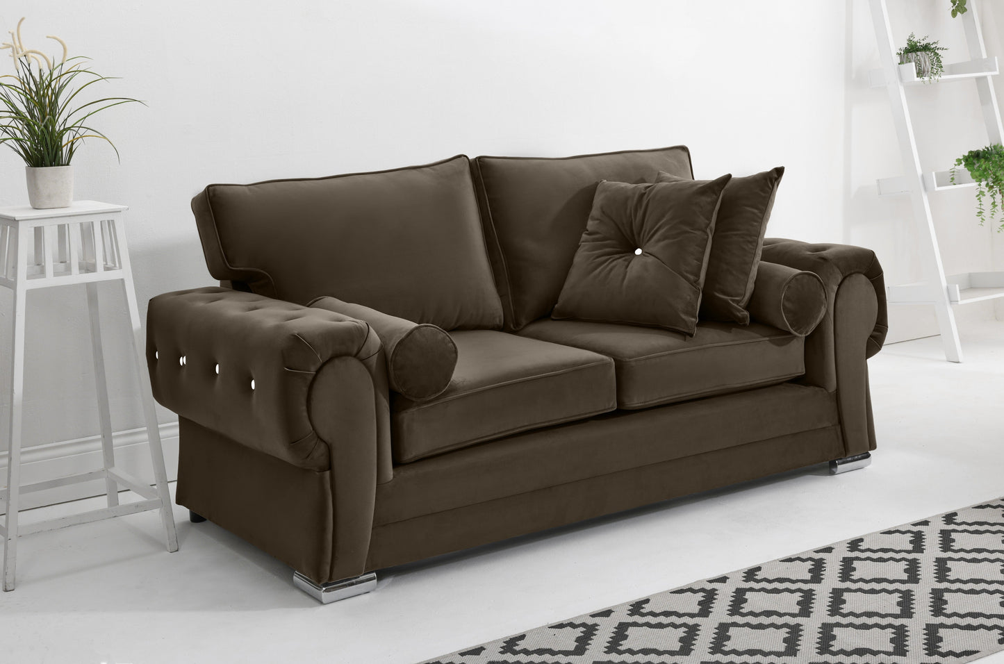 Lucera Plush 3+2 Fullback + Extra Cushions + Diamonds
