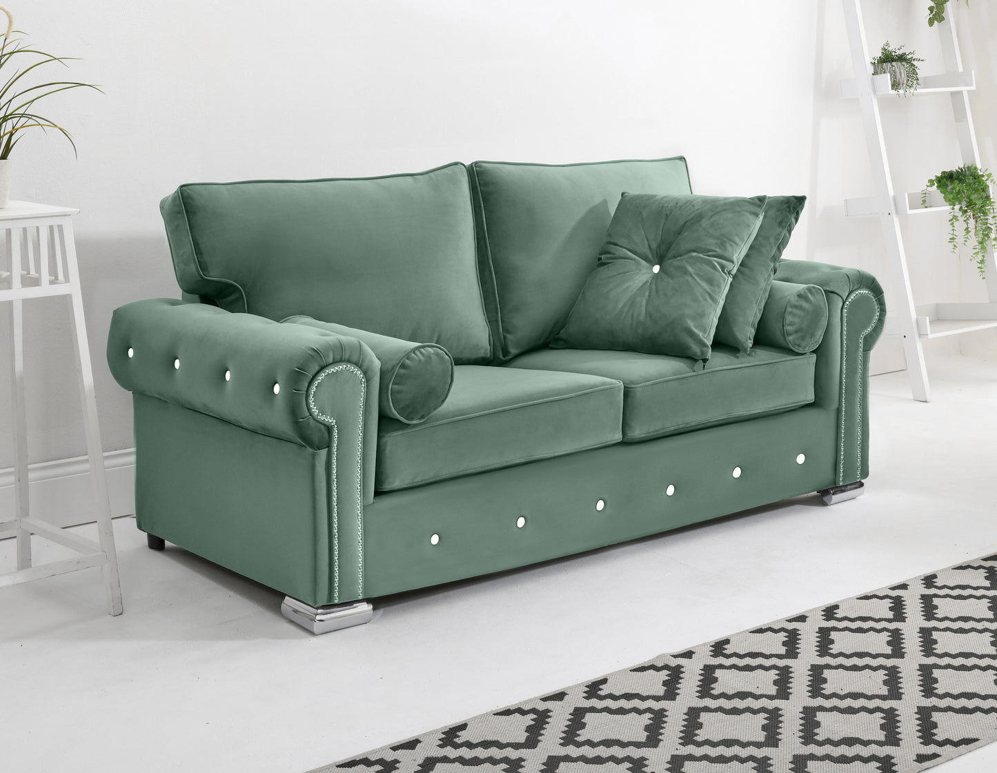 Novara 3+2 Fullback + Extra Cushions + Diamonds