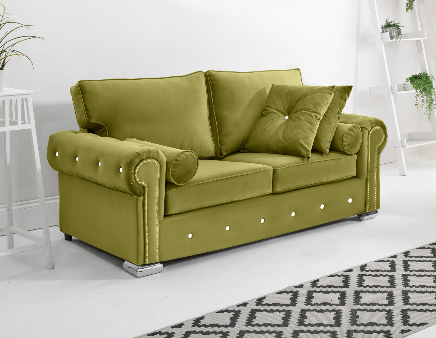 Novara 3+2 Fullback + Extra Cushions + Diamonds