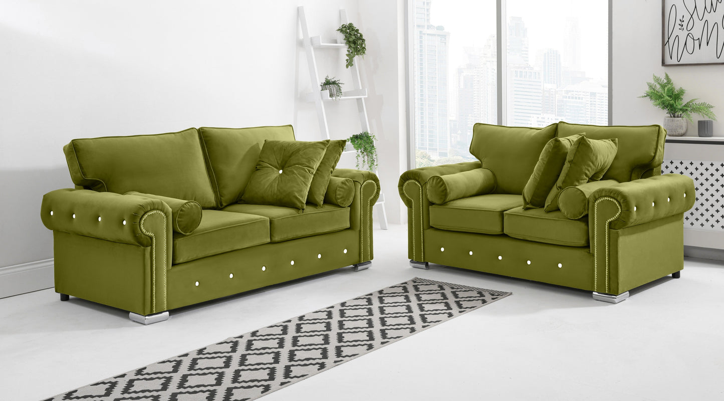 Novara 3+2 Fullback + Extra Cushions + Diamonds