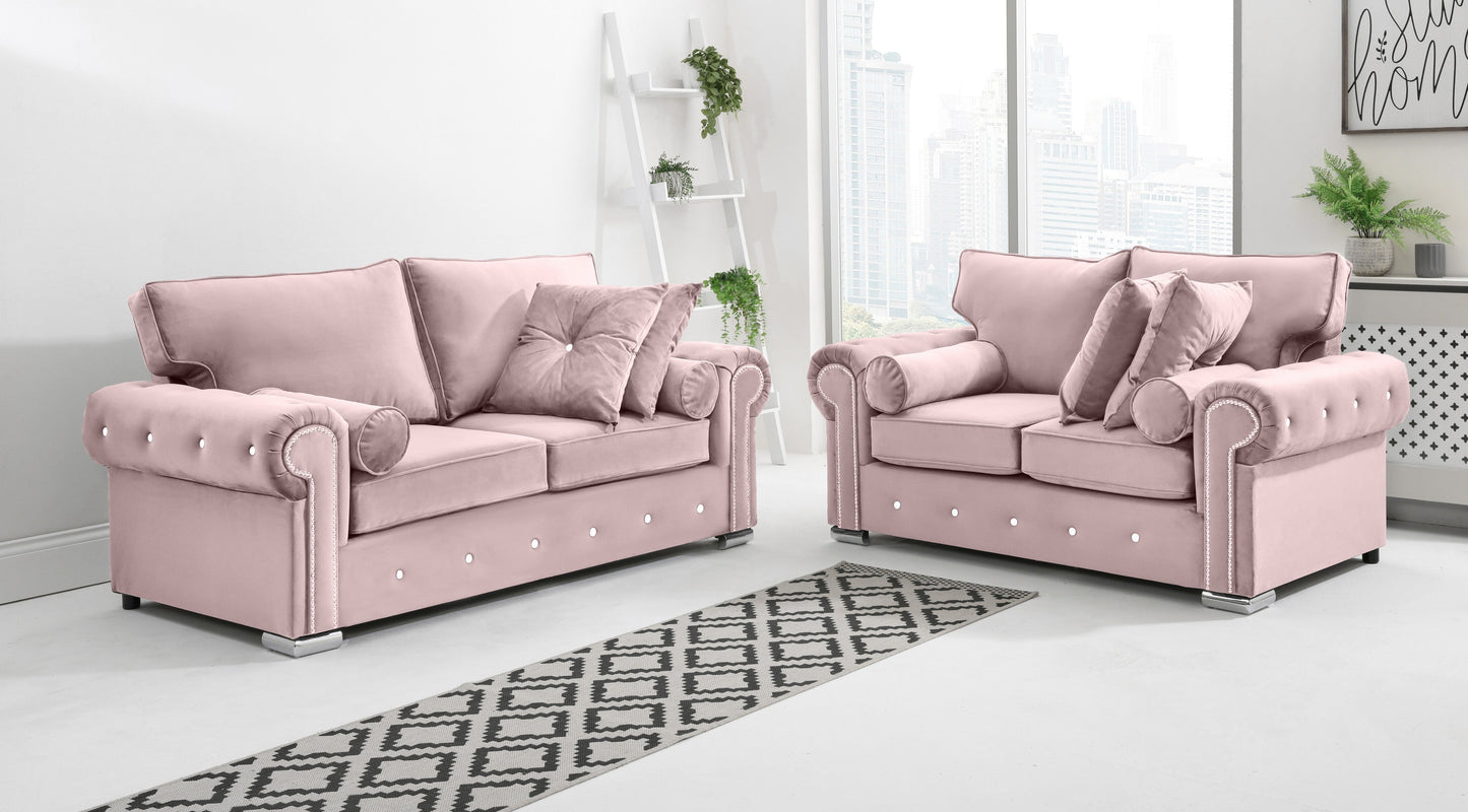 Novara 3+2 Fullback + Extra Cushions + Diamonds