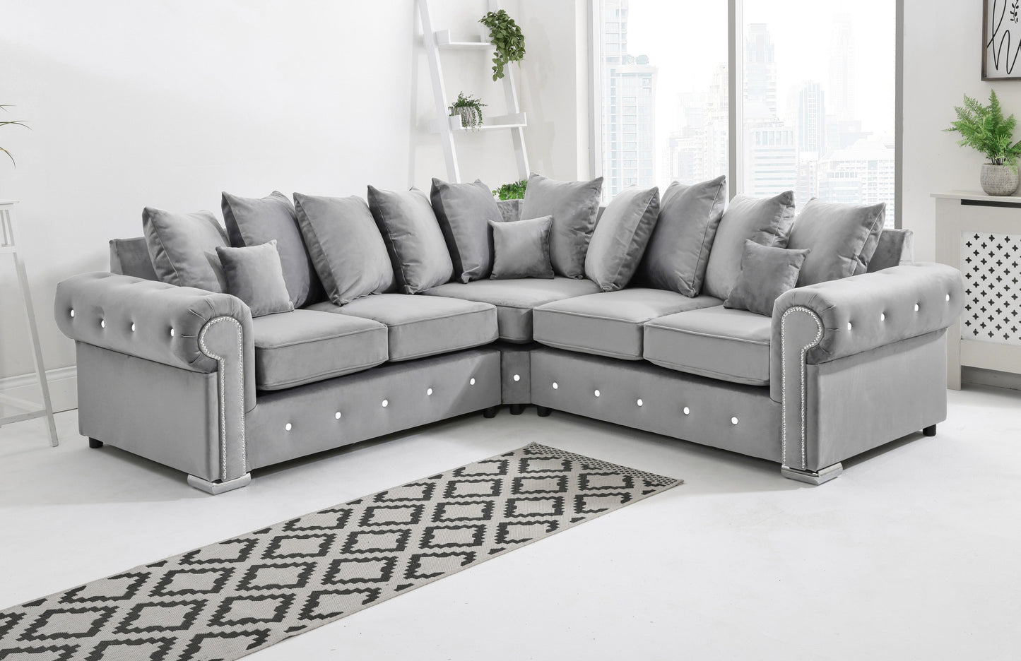 Novara Corner Scatterback + Diamonds