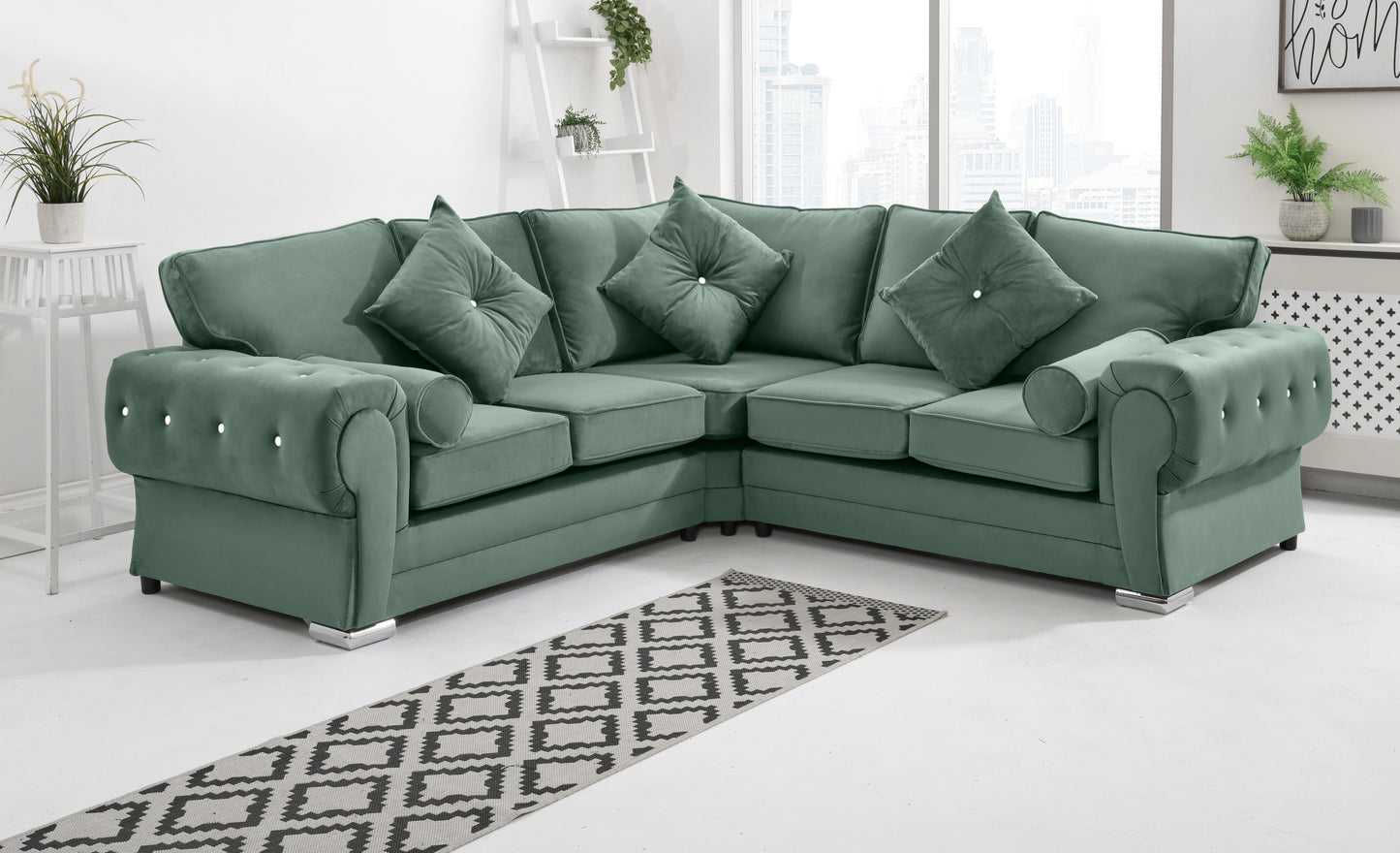 Lucera Plush Corner Fullback + Extra Cushions + Diamonds
