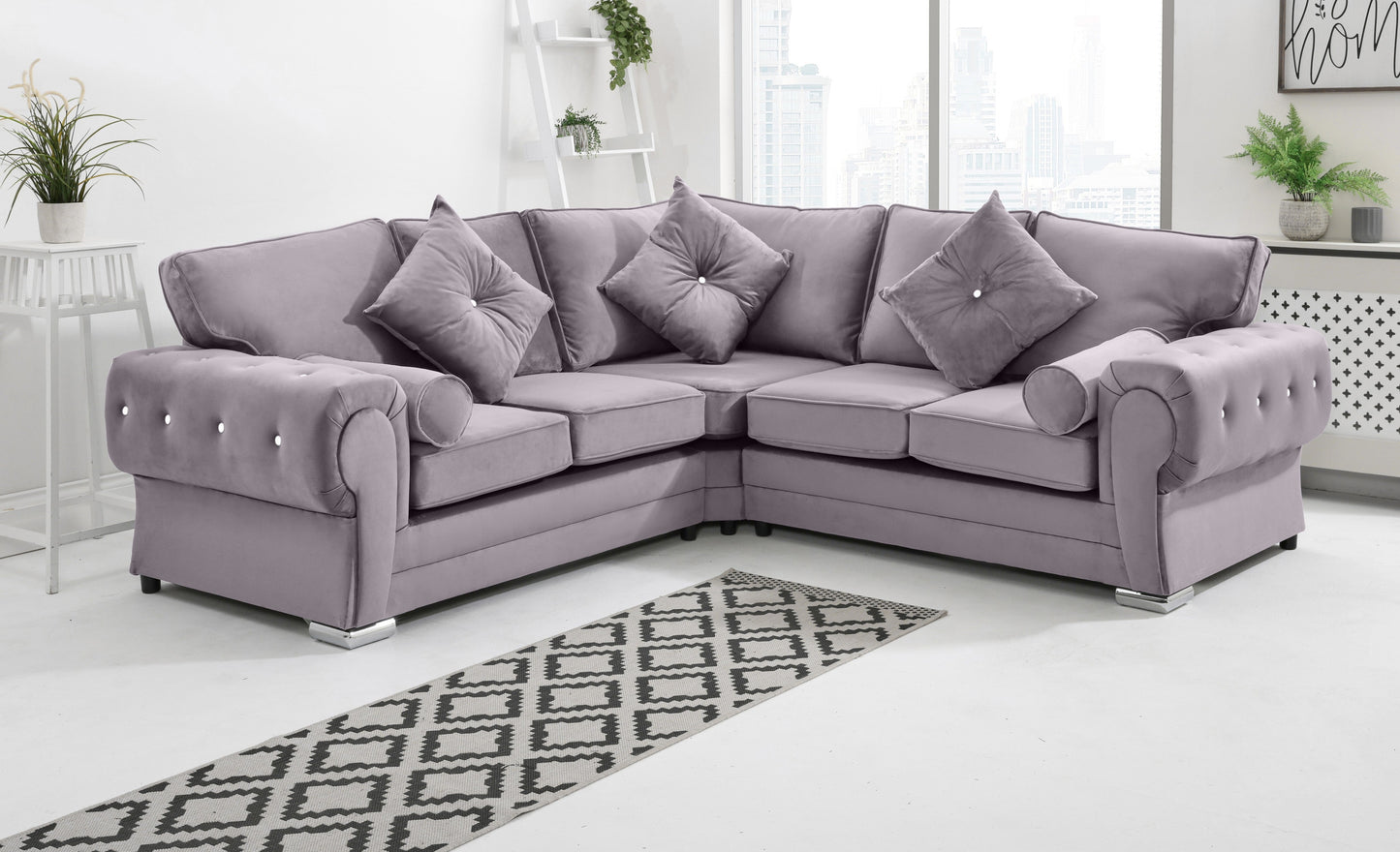 Lucera Plush Corner Fullback + Extra Cushions + Diamonds