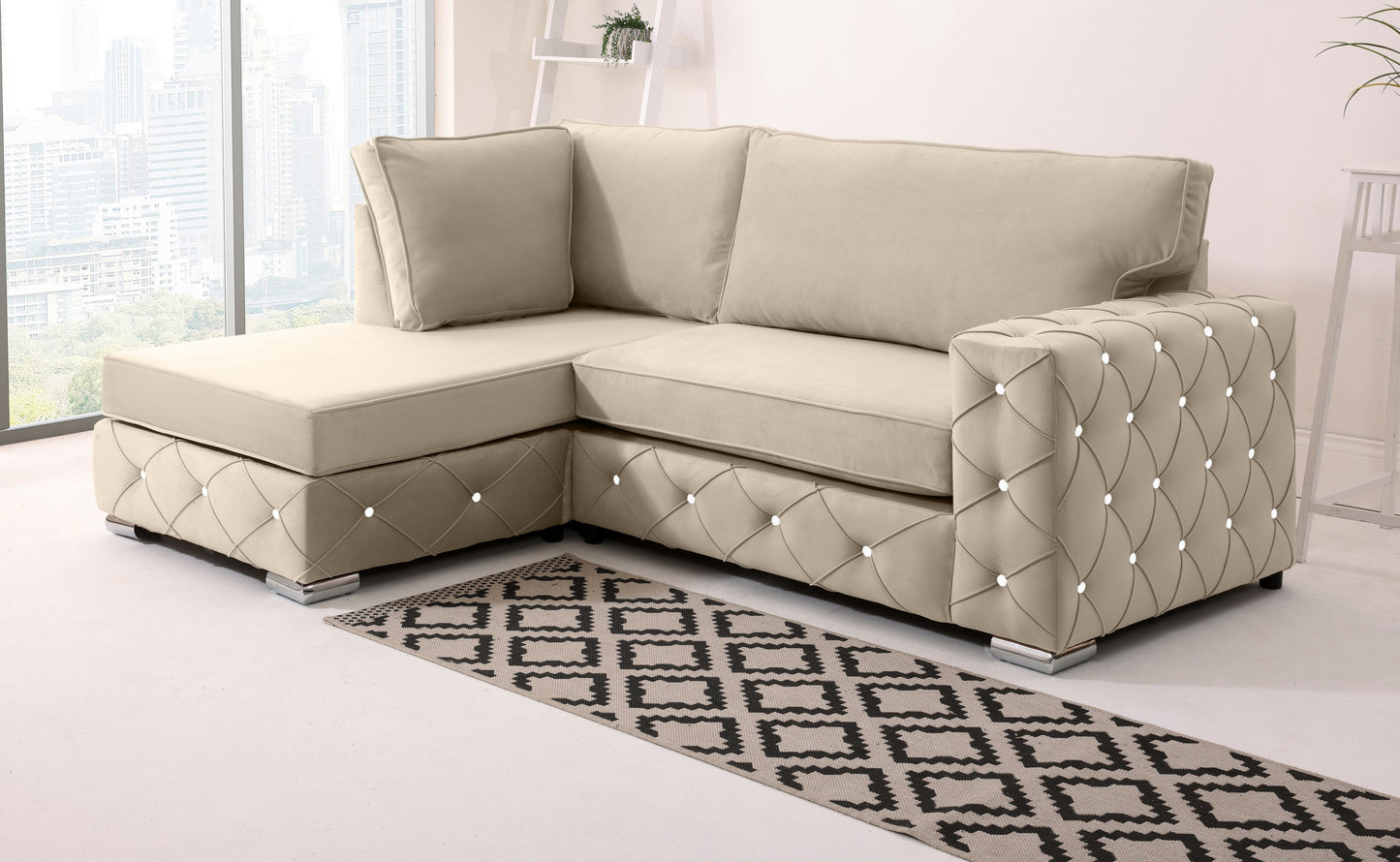 Castro Lounge Fullback - Facing Left + Diamonds
