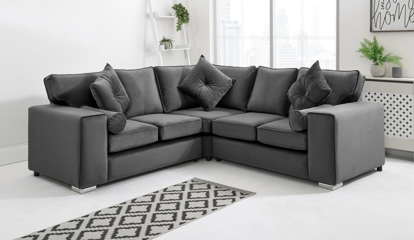 Astoria Corner Fullback + Extra Cushions