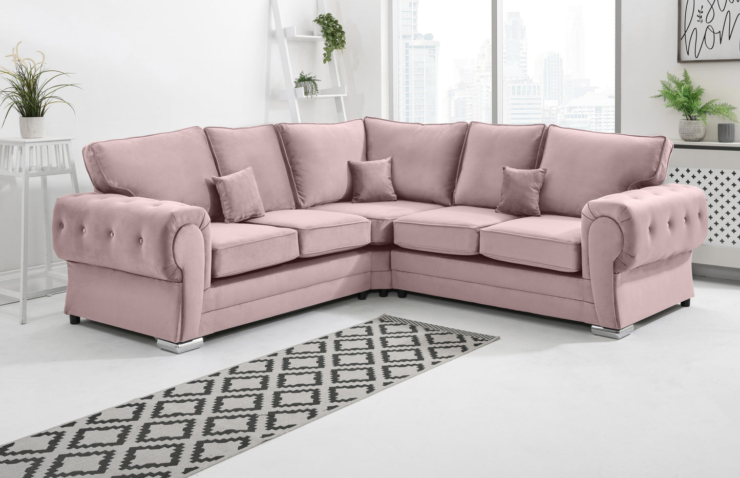 Lucera Plush Corner Fullback