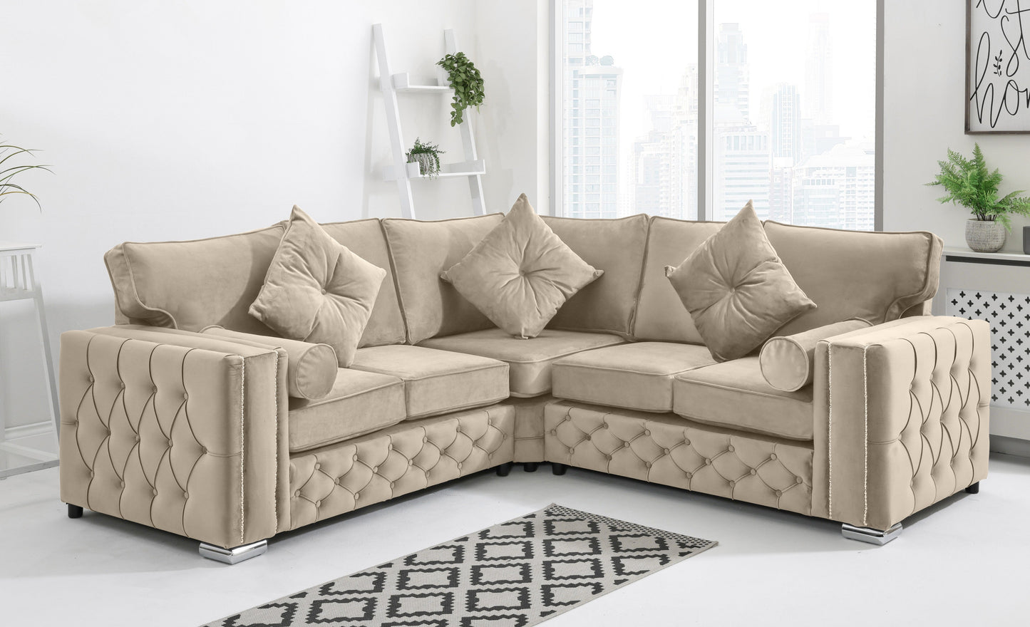 Ventura Corner Fullback + Extra Cushions