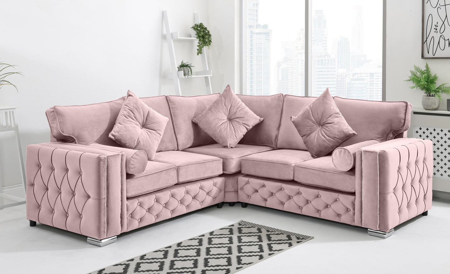 Ventura Corner Fullback + Extra Cushions