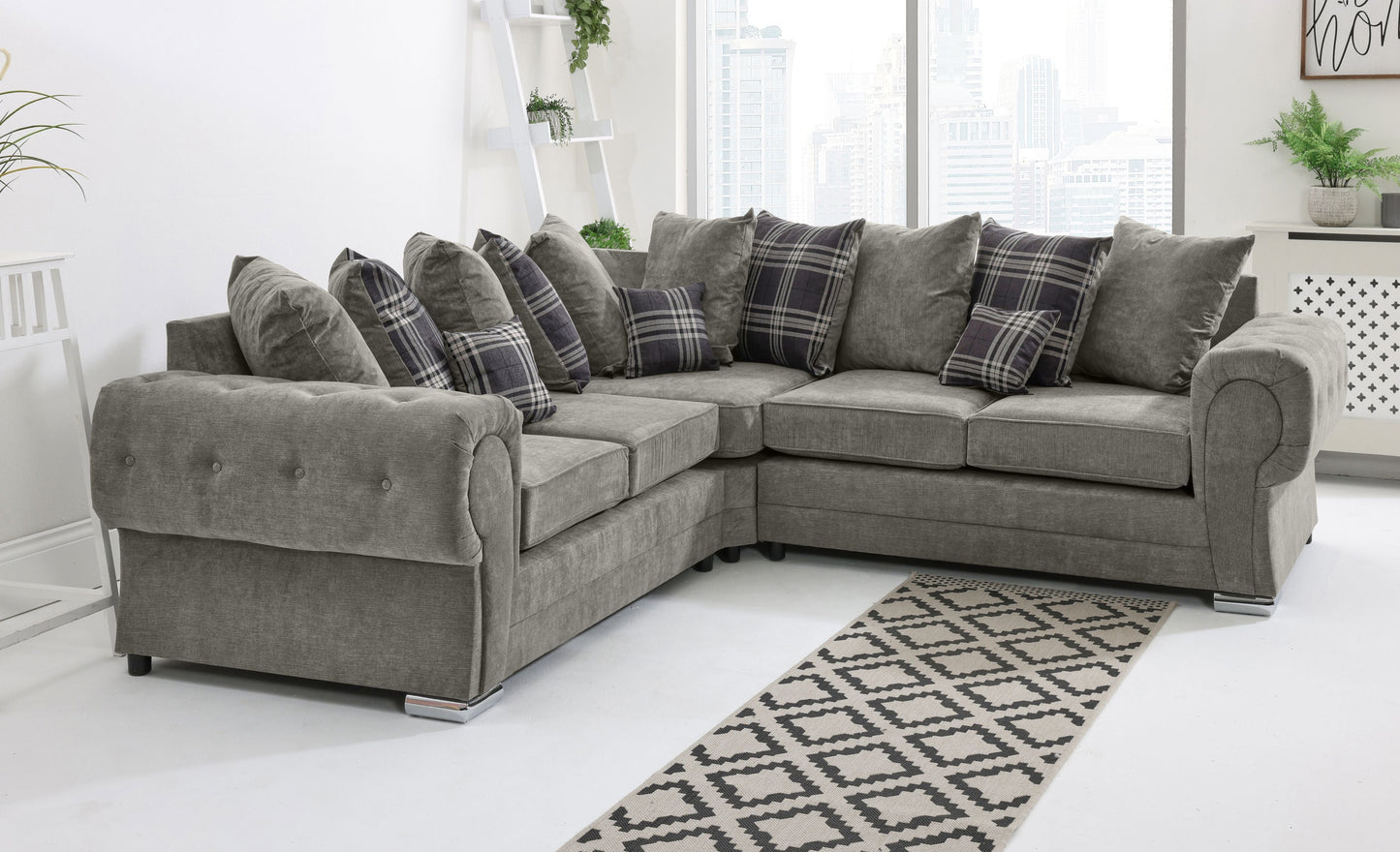 Lucera Chenile Corner Scatterback