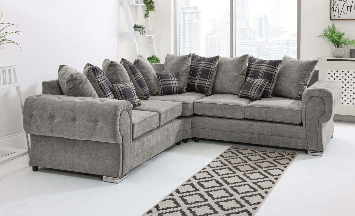 Lucera Chenile Corner Scatterback