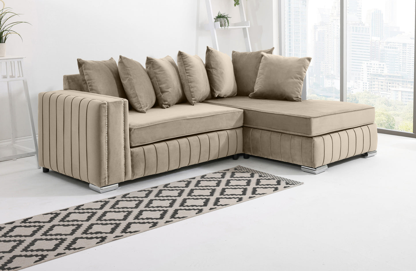 Elara Lounge Scatterback