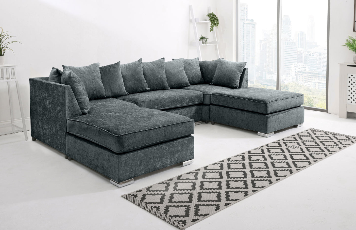 Zenith Chenile U Shape Scatterback