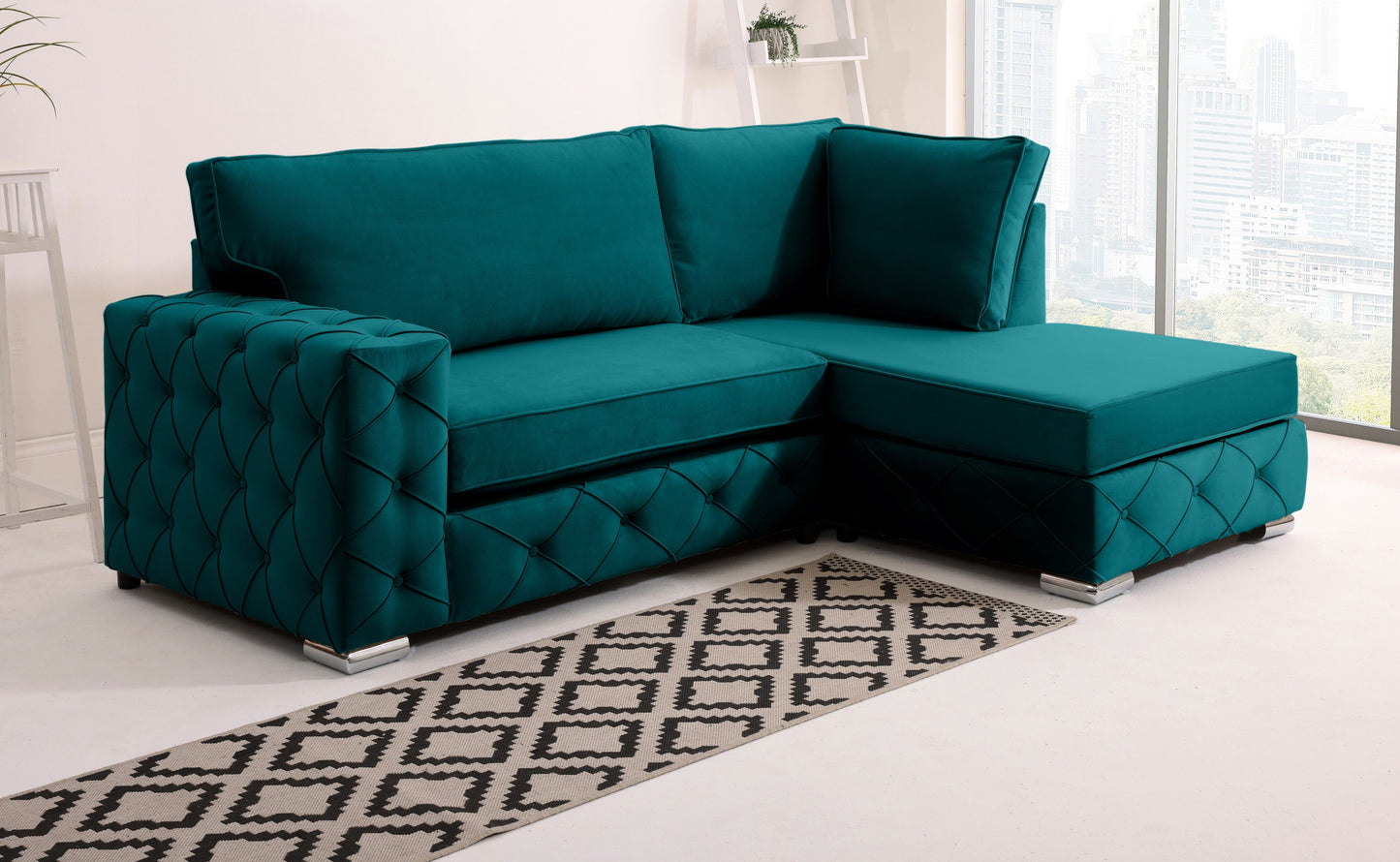 Castro Lounge Fullback - Facing Right