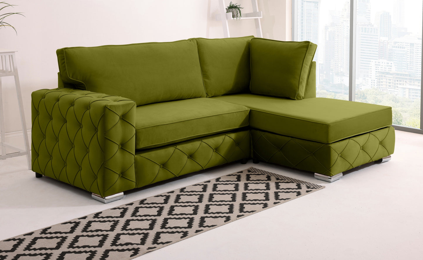 Castro Lounge Fullback - Facing Right
