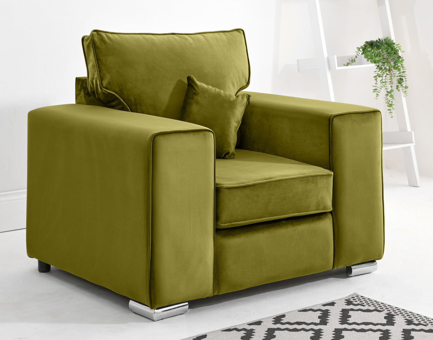 Astoria Corner Fullback + Extra Cushions