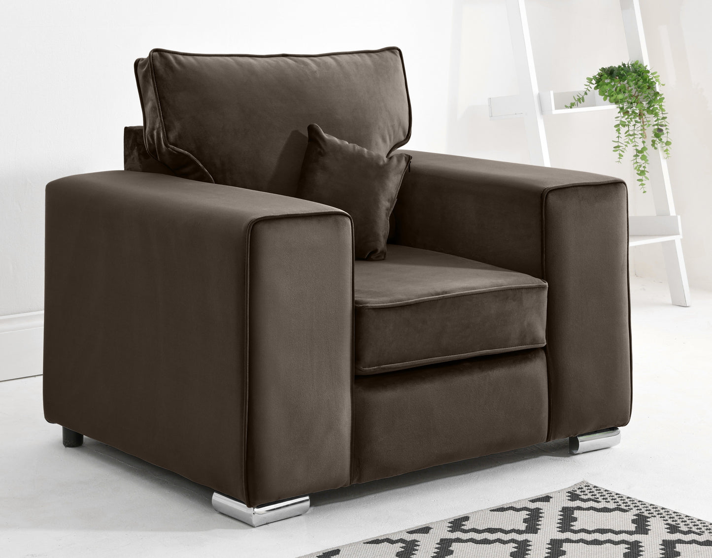 Astoria Corner Fullback + Extra Cushions