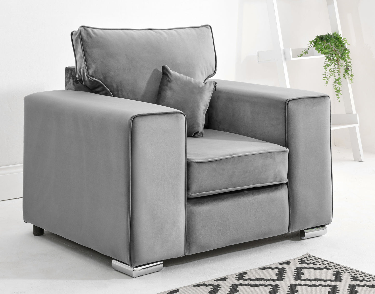 Astoria Corner Fullback