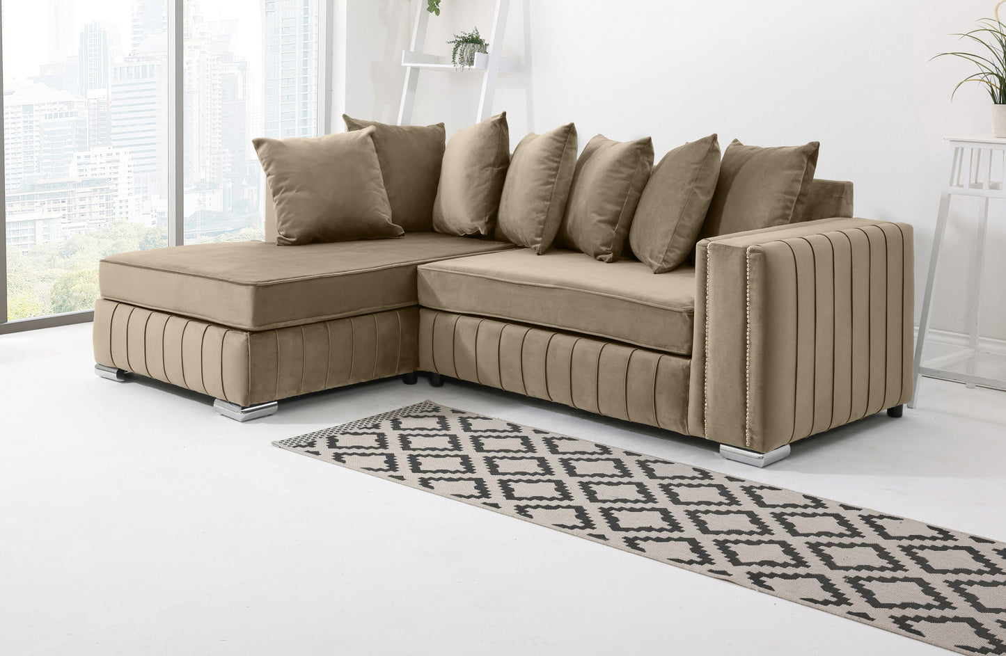 Elara Lounge Scatterback