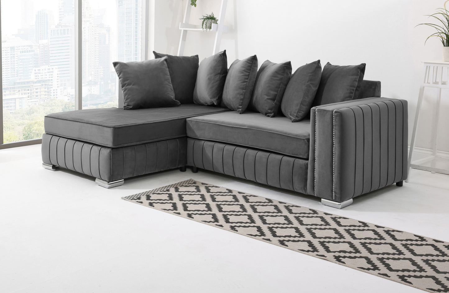 Elara Lounge Scatterback