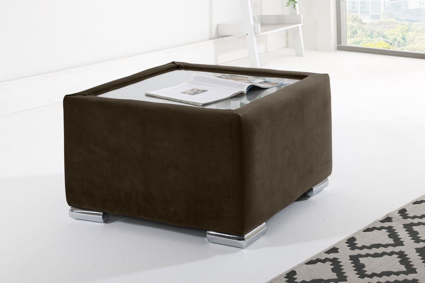 Lucera Plush Corner Fullback + Extra Cushions + Diamonds