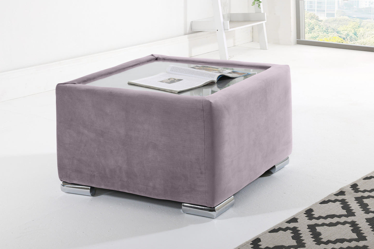 Lucera Plush Corner Fullback + Extra Cushions + Diamonds