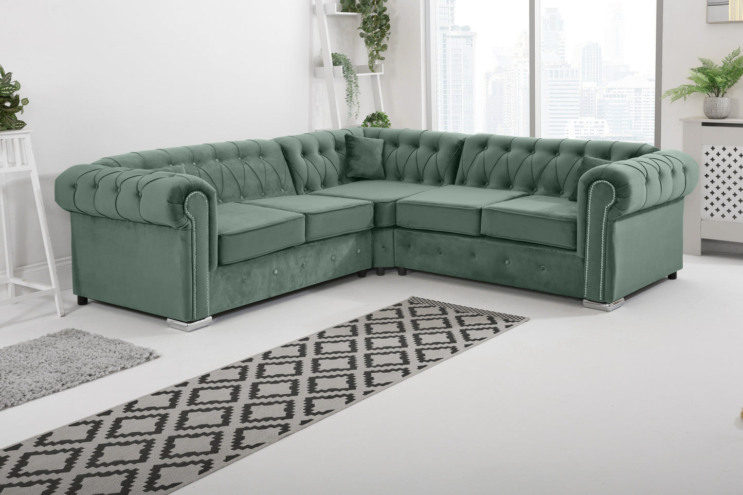 Novara Chesterfield Corner