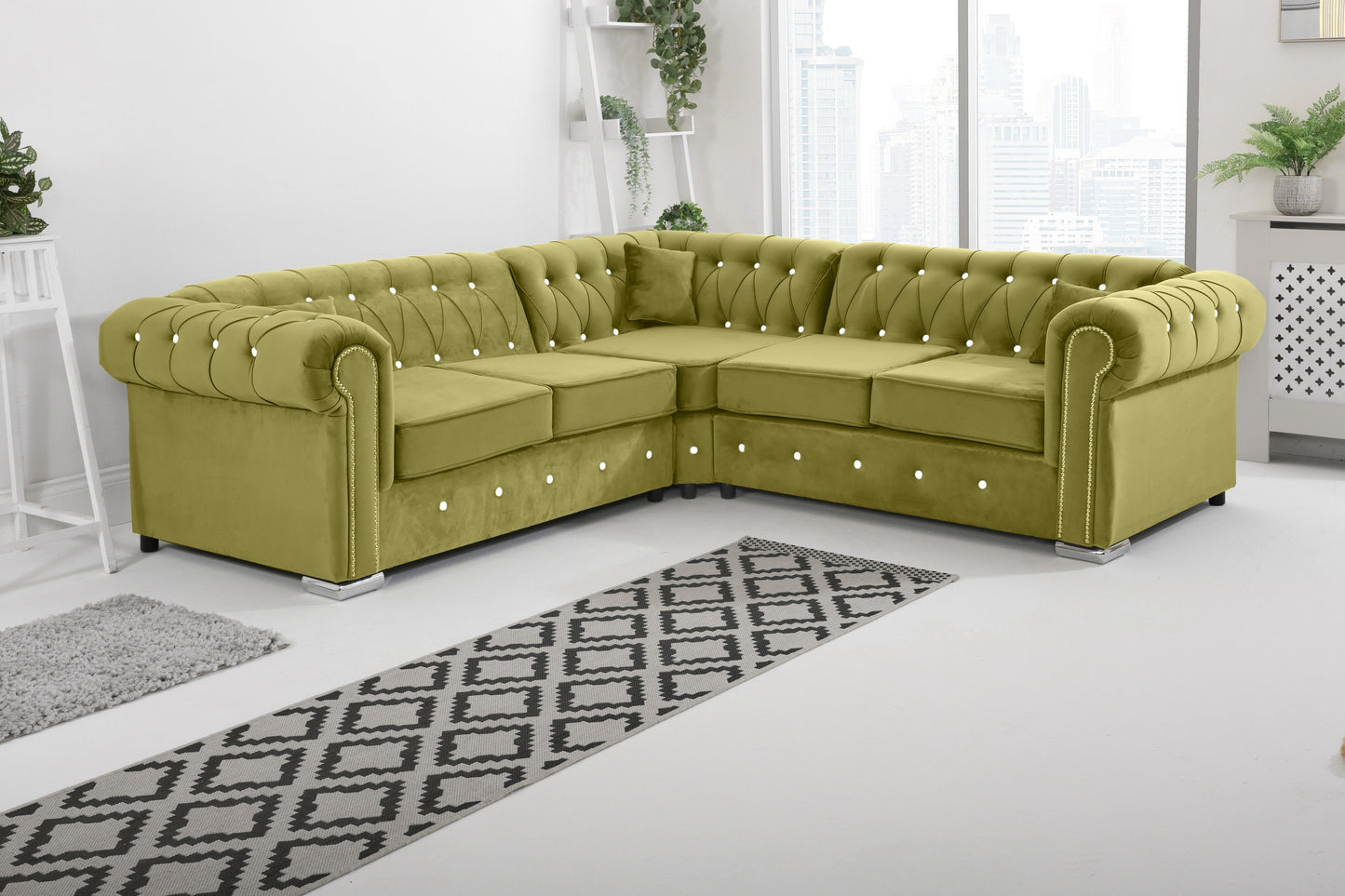 Novara Chesterfield - Corner With Dimond