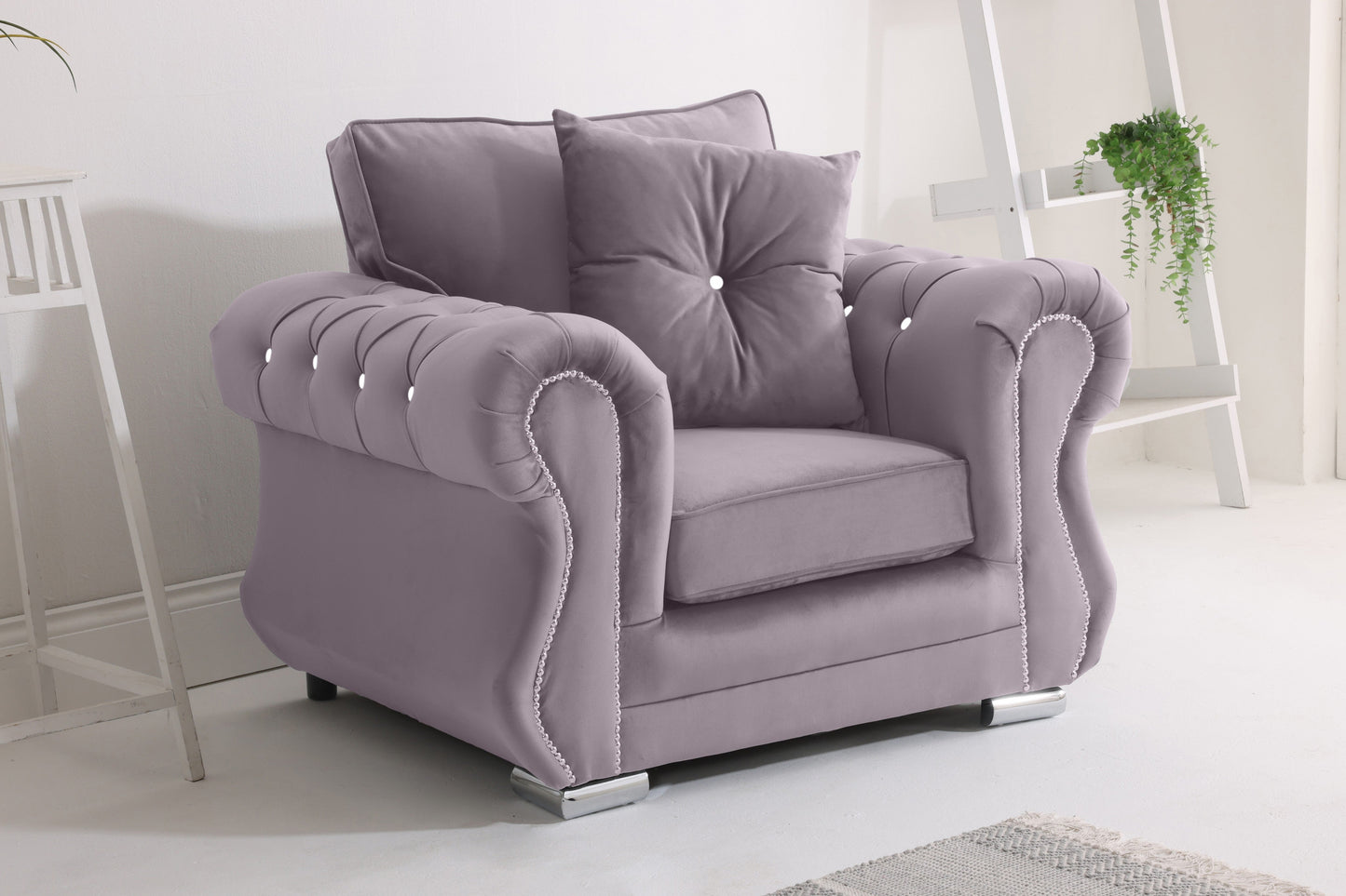 Strada Corner Fullback + Diamonds + Extra Cushions