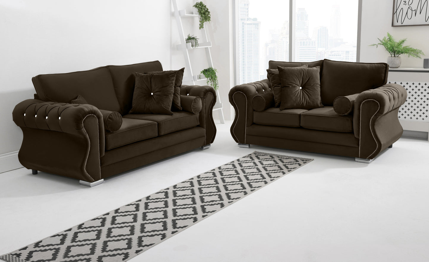 Strada 3+2 Fullback + Diamonds + Extra Cushions