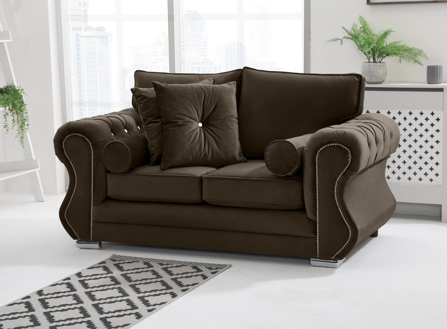 Strada 3+2 Fullback + Diamonds + Extra Cushions