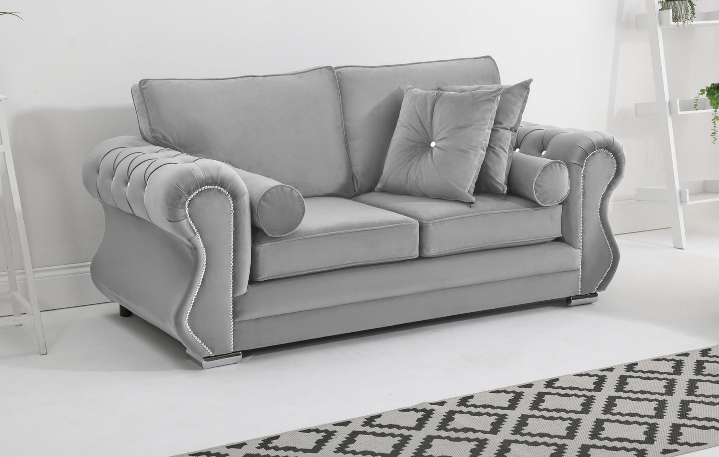 Strada 3+2 Fullback + Diamonds + Extra Cushions