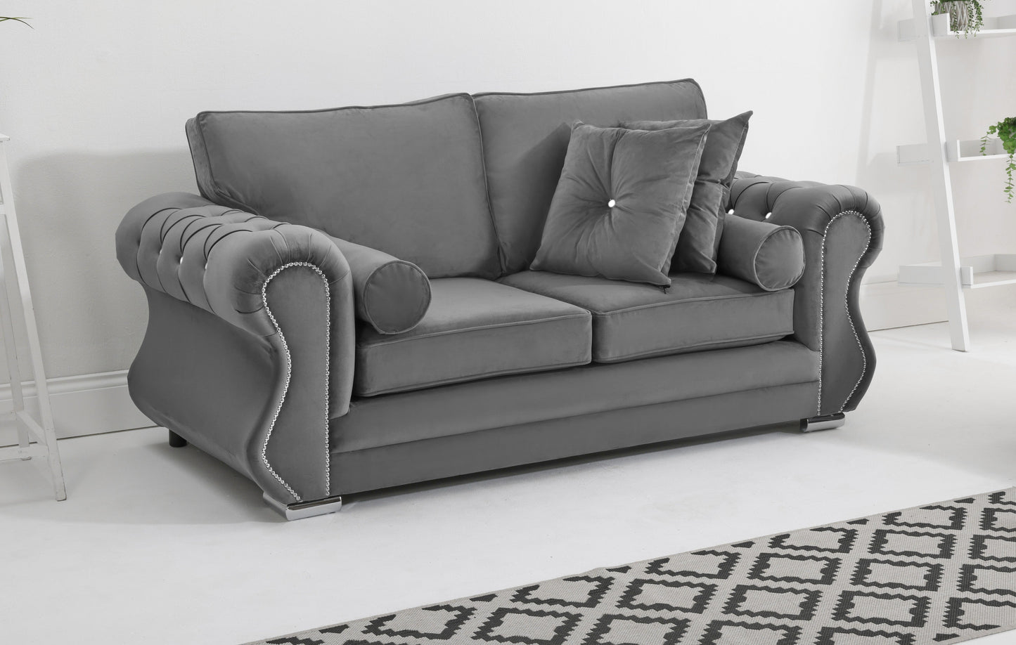 Strada 3+2 Fullback + Diamonds + Extra Cushions