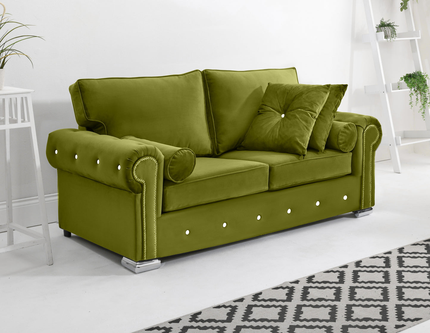 Novara 3+2 Fullback + Extra Cushions + Diamonds