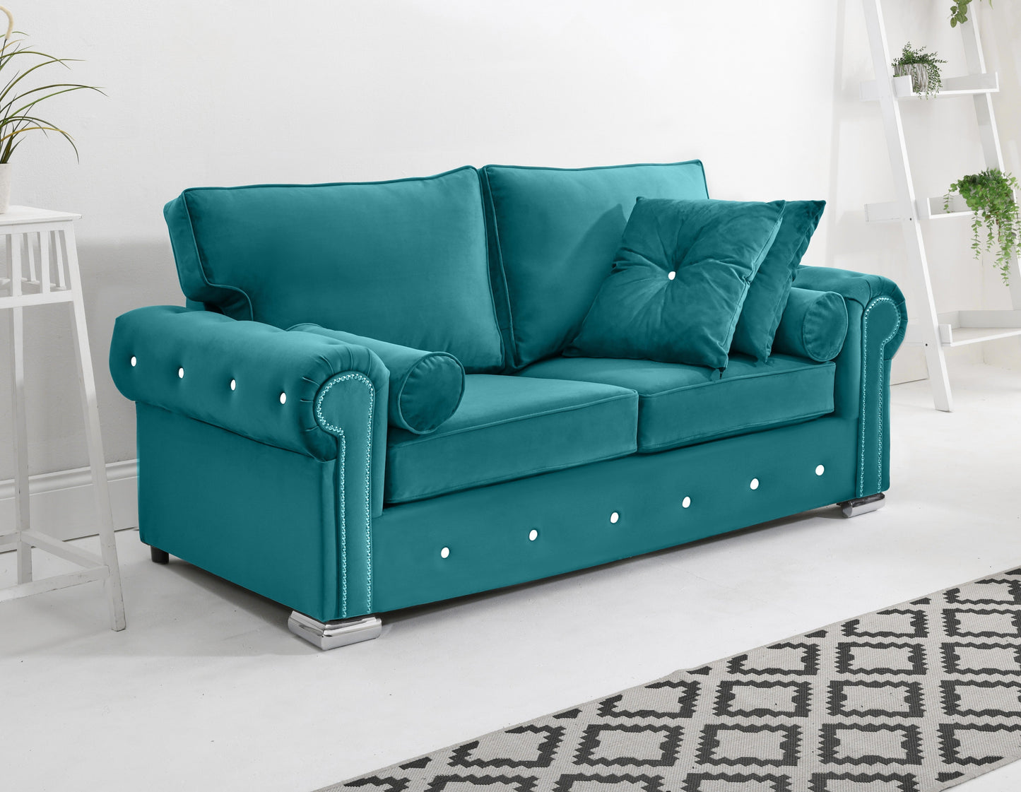 Novara 3+2 Fullback + Extra Cushions + Diamonds