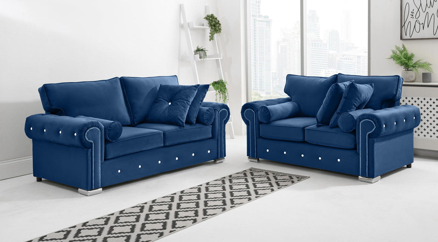 Novara 3+2 Fullback + Extra Cushions + Diamonds