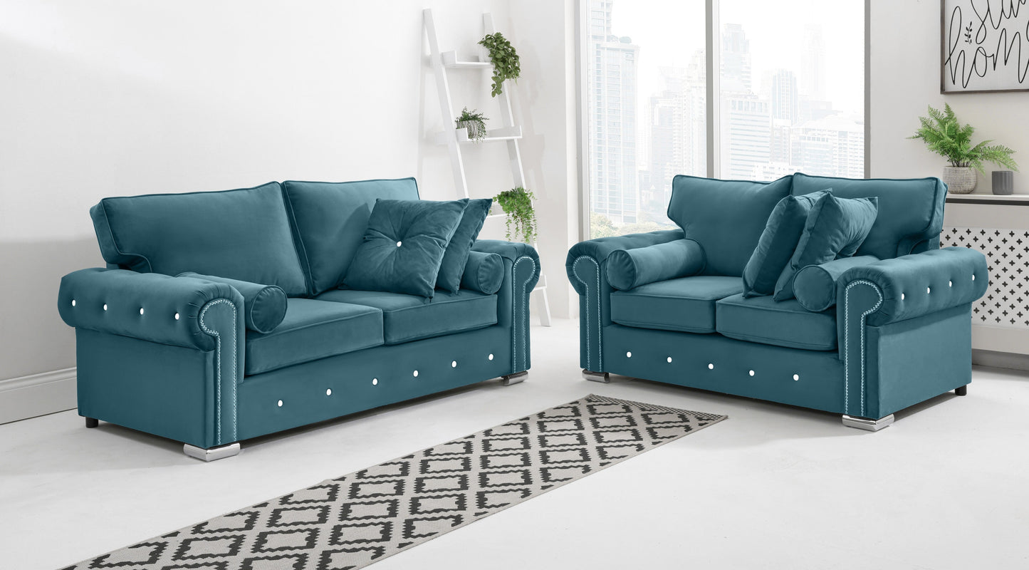 Novara 3+2 Fullback + Extra Cushions + Diamonds