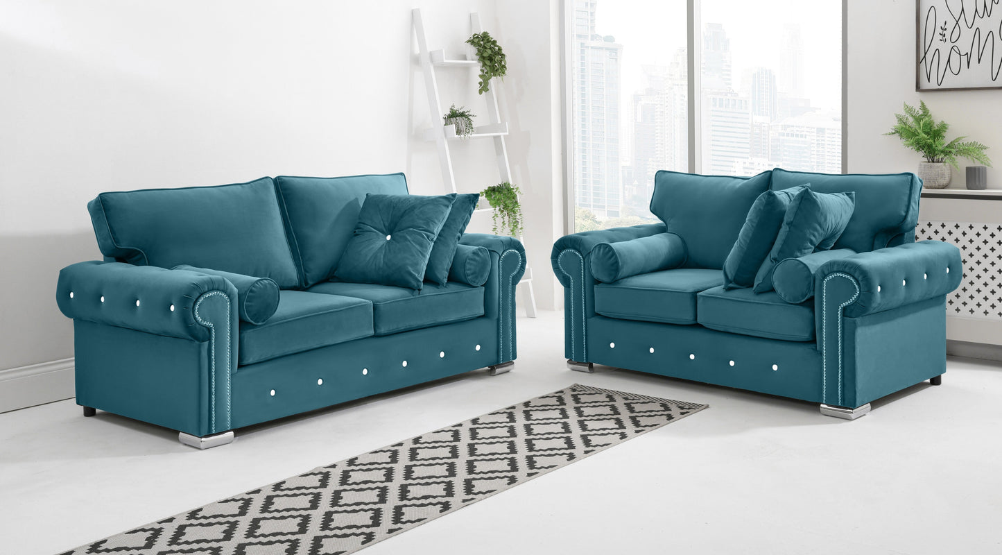 Novara 3+2 Fullback + Extra Cushions + Diamonds