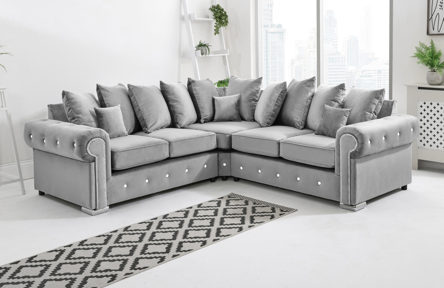 Novara Corner Scatterback + Diamonds