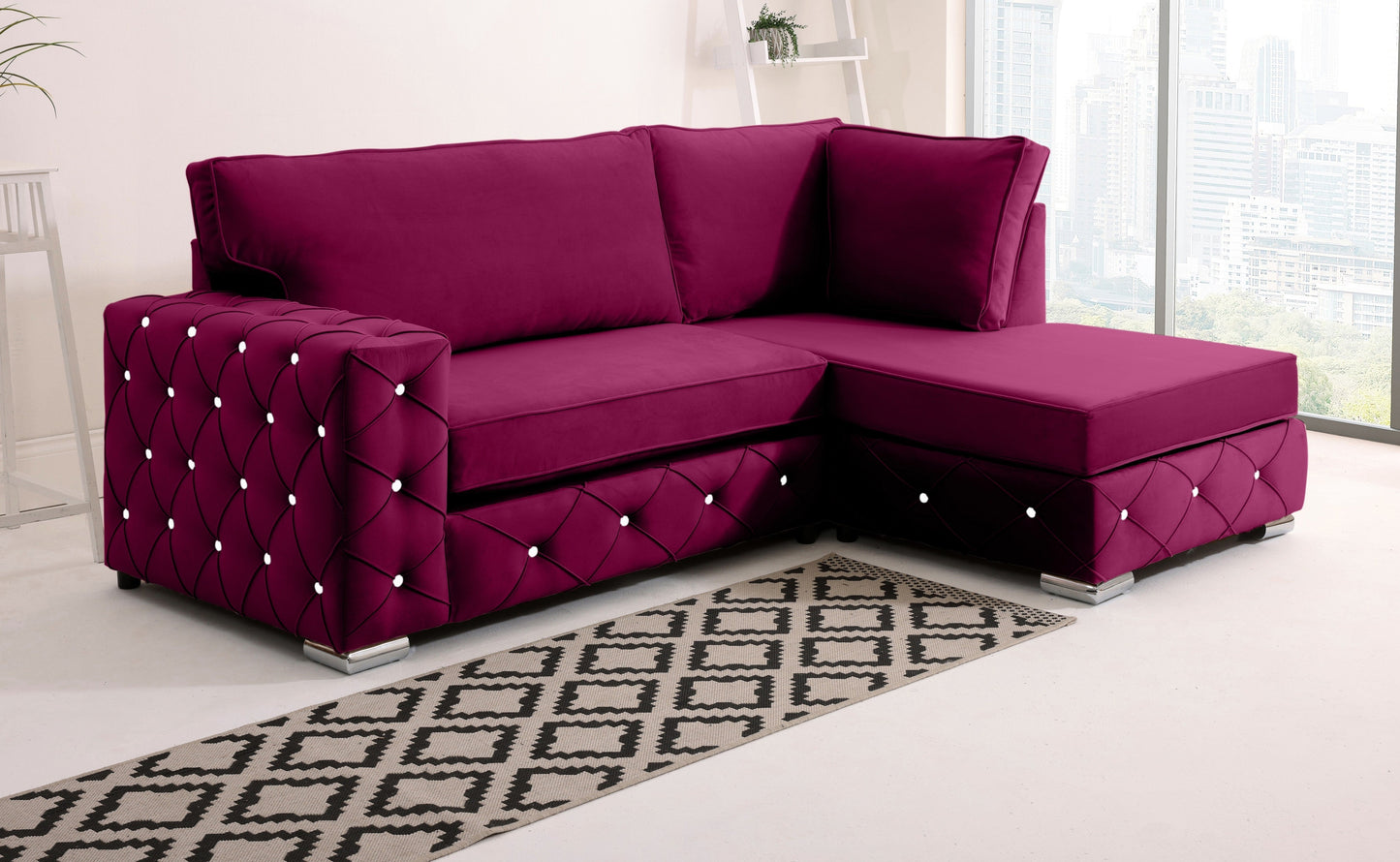 Castro Lounge Fullback - Facing Right + Diamonds