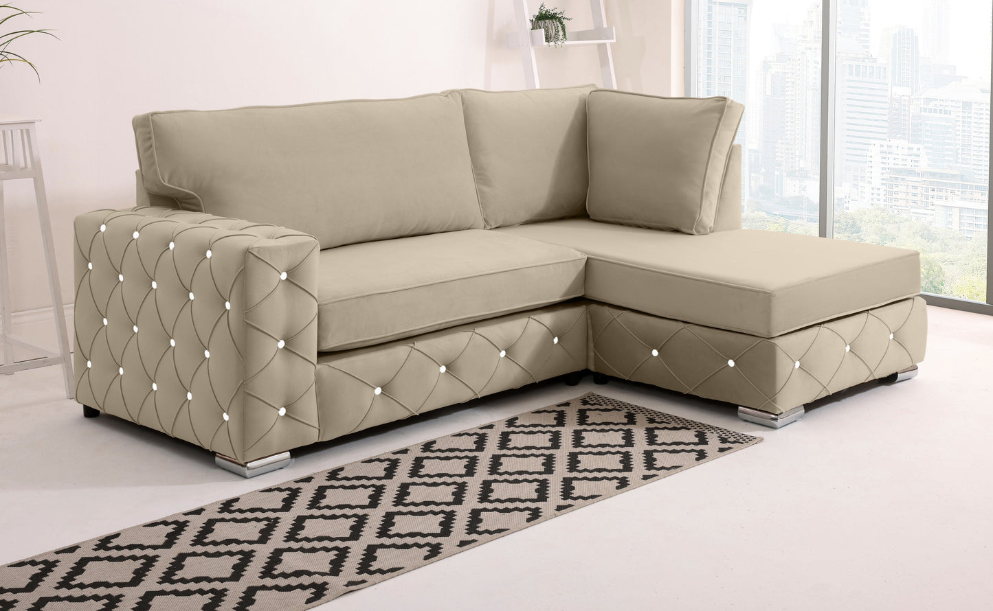 Castro Lounge Fullback - Facing Right + Diamonds